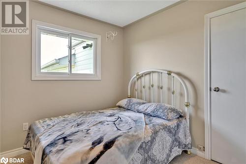 506 Cedar Glen Road, Dunsford, ON - Indoor Photo Showing Bedroom