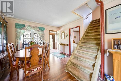 903 Grand Marais Road East, Windsor, ON - Indoor Photo Showing Dining Room