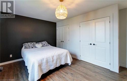 8 William Street N, Ripley, ON - Indoor Photo Showing Bedroom