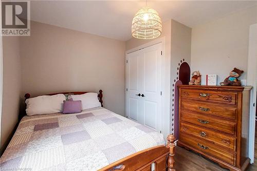 8 William Street N, Ripley, ON - Indoor Photo Showing Bedroom