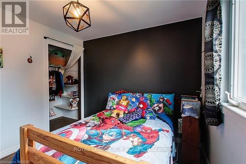 8 William Street N, Huron-Kinloss, ON - Indoor Photo Showing Bedroom