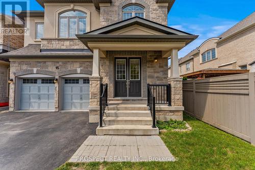 15 Lyle Way, Brampton (Credit Valley), ON - Outdoor With Facade