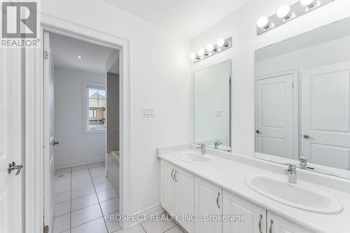 15 Lyle Way, Brampton (Credit Valley), ON - Indoor Photo Showing Bathroom