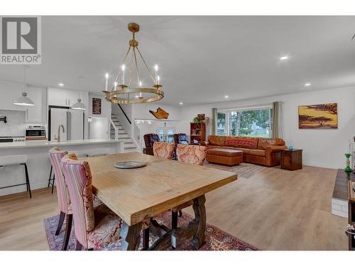 2821 Mckenney Crescent, Prince George, BC - Indoor Photo Showing Dining Room