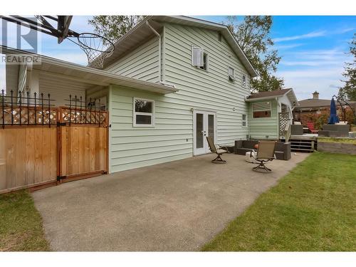 2821 Mckenney Crescent, Prince George, BC - Outdoor With Exterior