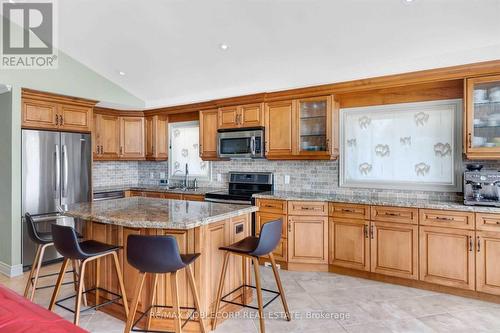 2471 Leonard Street, Innisfil, ON - Indoor Photo Showing Kitchen With Double Sink