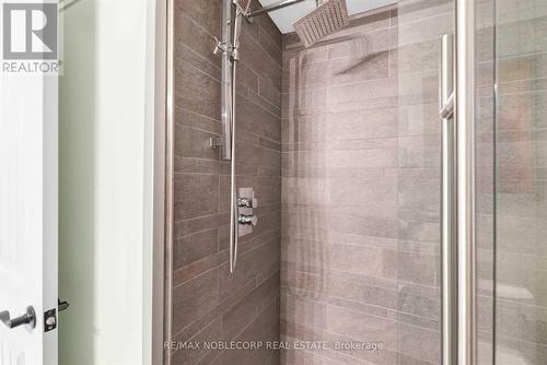 2471 Leonard Street, Innisfil, ON - Indoor Photo Showing Bathroom