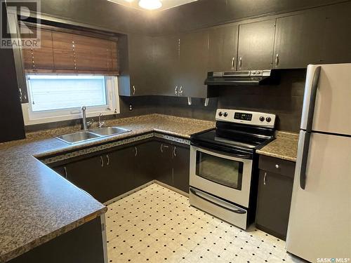 45 Dalewood Crescent, Yorkton, SK - Indoor Photo Showing Kitchen With Double Sink