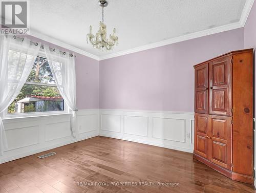 802 Viscount Road, London, ON - Indoor Photo Showing Other Room