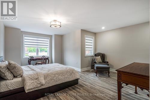 76 Melbourne Street, Hamilton (Kirkendall), ON - Indoor Photo Showing Bedroom