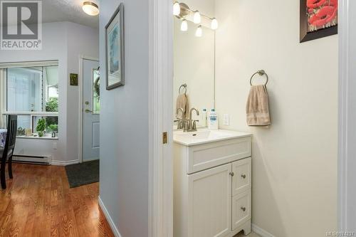 23 161 Back Rd, Courtenay, BC - Indoor Photo Showing Bathroom