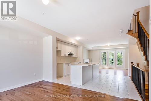 8 Coote Court, Ajax (Central West), ON - Indoor Photo Showing Kitchen