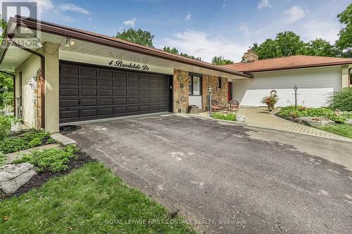 4 Brookdale Drive, Barrie, ON - Outdoor