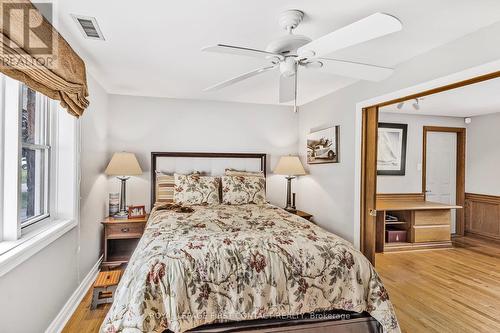 4 Brookdale Drive, Barrie (Sunnidale), ON - Indoor Photo Showing Bedroom