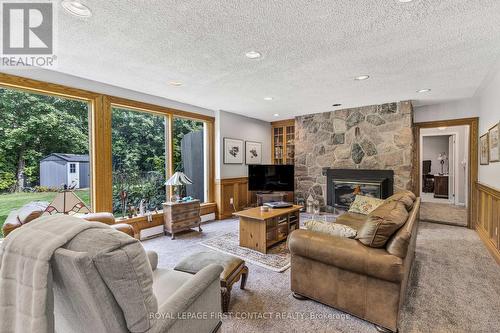 4 Brookdale Drive, Barrie, ON - Indoor Photo Showing Living Room With Fireplace