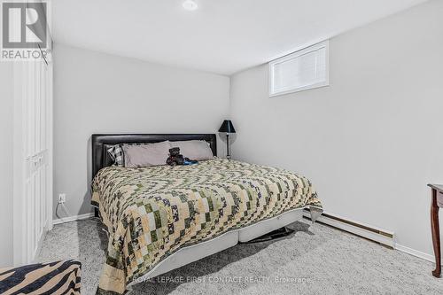 4 Brookdale Drive, Barrie (Sunnidale), ON - Indoor Photo Showing Bedroom