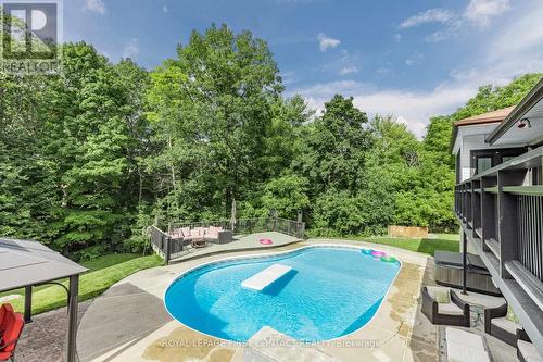 4 Brookdale Drive, Barrie (Sunnidale), ON - Outdoor With In Ground Pool With Backyard