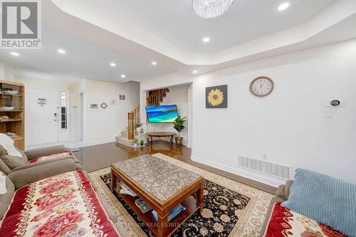 32 Pressed Brick Drive, Brampton, ON - Indoor Photo Showing Living Room