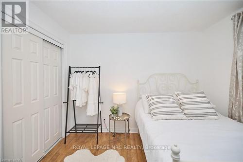 23 Andrea Drive, St. Catharines, ON - Indoor Photo Showing Bedroom