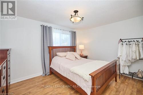 23 Andrea Drive, St. Catharines, ON - Indoor Photo Showing Bedroom