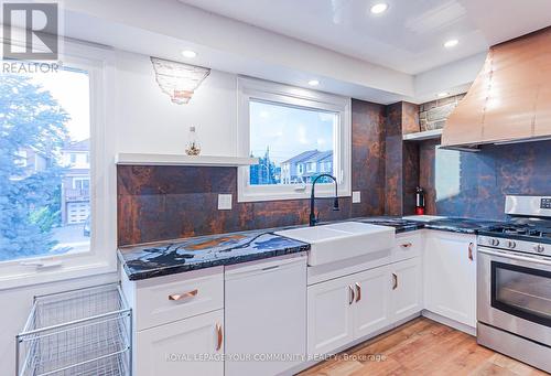 3 Festival Drive, Toronto (Westminster-Branson), ON - Indoor Photo Showing Kitchen With Double Sink