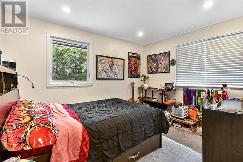 Secondary Bedroom - 1138 Thousand Islands Parkway, Mallorytown, ON - Indoor Photo Showing Bedroom