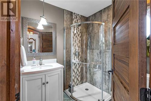 6857 Silmser Road, Cornwall, ON - Indoor Photo Showing Bathroom