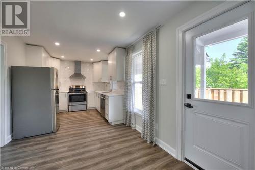 23 James Street, Waterloo, ON - Indoor Photo Showing Kitchen