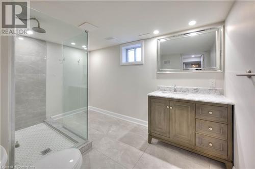 23 James Street, Waterloo, ON - Indoor Photo Showing Bathroom