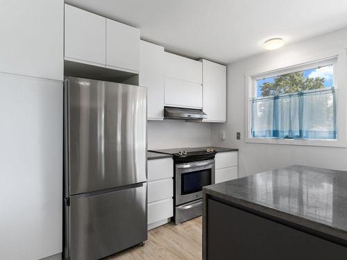 Cuisine - 5320 Rue Laliberté, Saint-Hyacinthe, QC - Indoor Photo Showing Kitchen