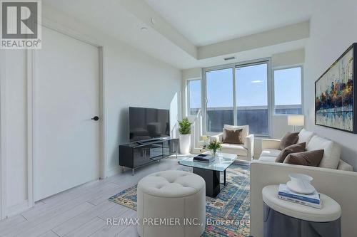 401 - 8010 Derry Road, Milton (Coates), ON - Indoor Photo Showing Living Room