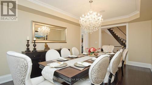 5331 Roanoke Court, Mississauga, ON - Indoor Photo Showing Dining Room