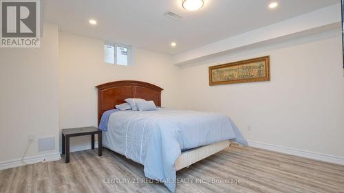 5331 Roanoke Court, Mississauga, ON - Indoor Photo Showing Bedroom