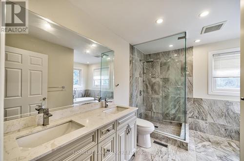 2115 Eighth Line, Oakville (Iroquois Ridge North), ON - Indoor Photo Showing Bathroom