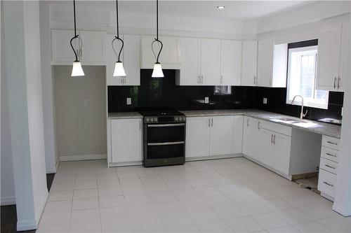 248 Tall Grass Crescent, Kitchener, ON - Indoor Photo Showing Kitchen With Double Sink