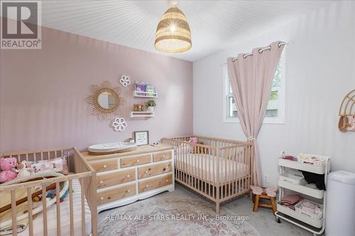 286 Rayners Drive, Georgina, ON - Indoor Photo Showing Bedroom