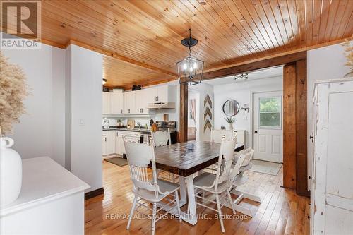 286 Rayners Drive, Georgina, ON - Indoor Photo Showing Dining Room