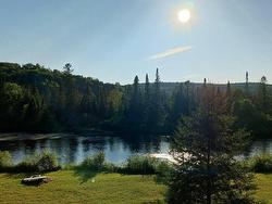 Vue sur l'eau - 