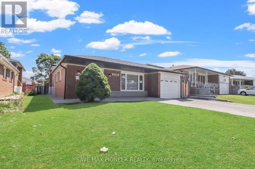 3780 Wyewood Road, Mississauga (Malton), ON - Outdoor