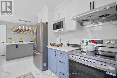 3780 Wyewood Road, Mississauga (Malton), ON - Indoor Photo Showing Kitchen With Stainless Steel Kitchen