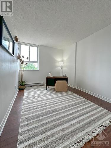 2020 Jasmine Crescent Unit#302, Ottawa, ON - Indoor