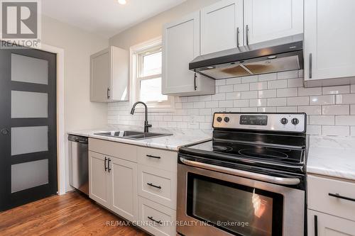 45 Hemlock Street, St. Thomas, ON - Indoor Photo Showing Kitchen With Double Sink With Upgraded Kitchen