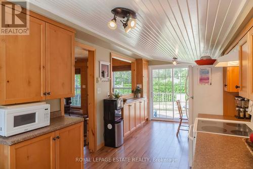 14 Kitchener Street, South Bruce Peninsula, ON - Indoor Photo Showing Kitchen