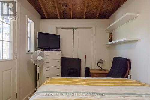 14 Kitchener Street, South Bruce Peninsula, ON - Indoor Photo Showing Bedroom