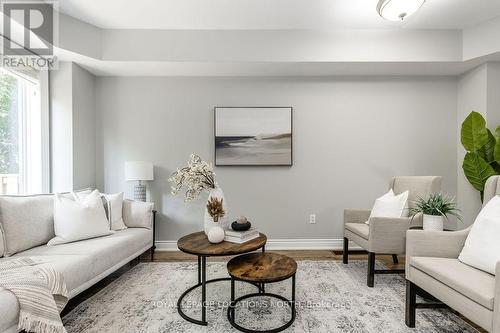 21 Covington Blue Crescent, Wasaga Beach, ON - Indoor Photo Showing Living Room