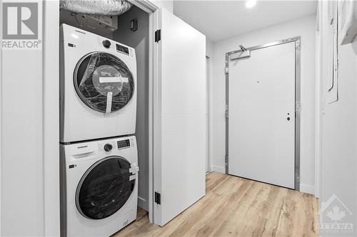 177 Armstrong Street Unit#406, Ottawa, ON - Indoor Photo Showing Laundry Room