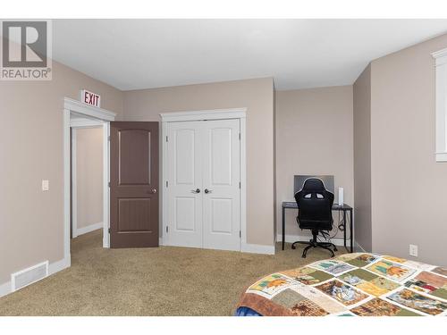 4284 Jaud Road, Kelowna, BC - Indoor Photo Showing Bedroom