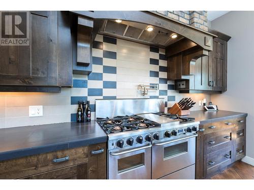 4284 Jaud Road, Kelowna, BC - Indoor Photo Showing Kitchen