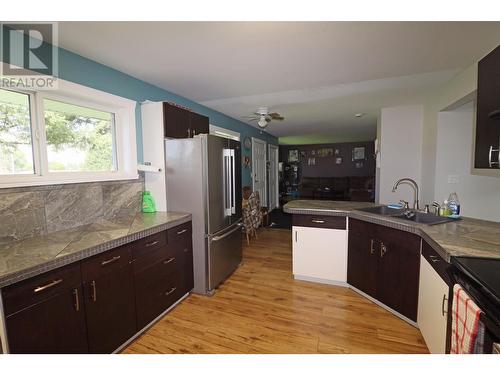 510 Carson Road, Grand Forks, BC - Indoor Photo Showing Kitchen With Double Sink