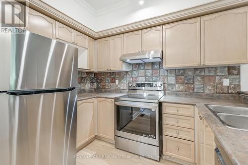 244 Glenashton Drive, Oakville, ON - Indoor Photo Showing Kitchen With Double Sink